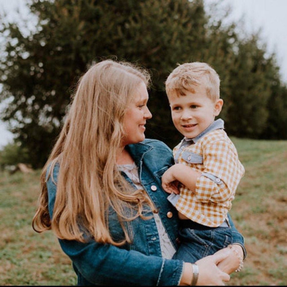 Meet your Posher, Julie